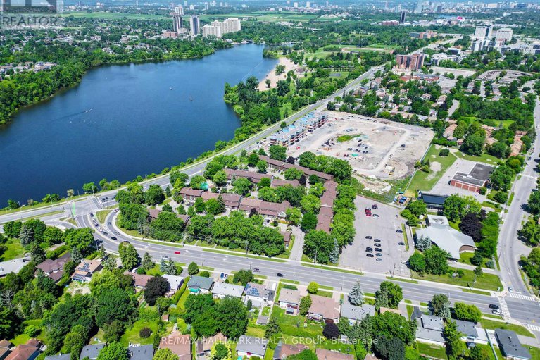 28586632/55-river-garden-private/mooneys-bayriverside-park/ottawa/ontario/K1V1M8_42