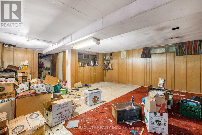 29023589/120-woodfield-drive/tanglewood/ottawa/ontario/K2G0A3_12