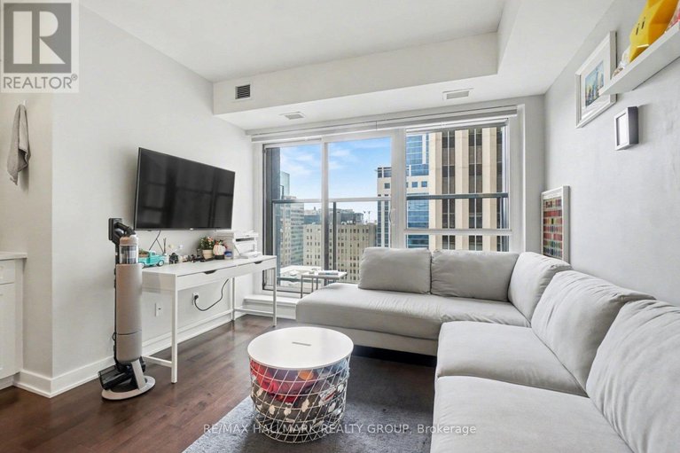 29586669/1502-40-nepean-street/ottawa-centre/ottawa/ontario/K2P0X5_6