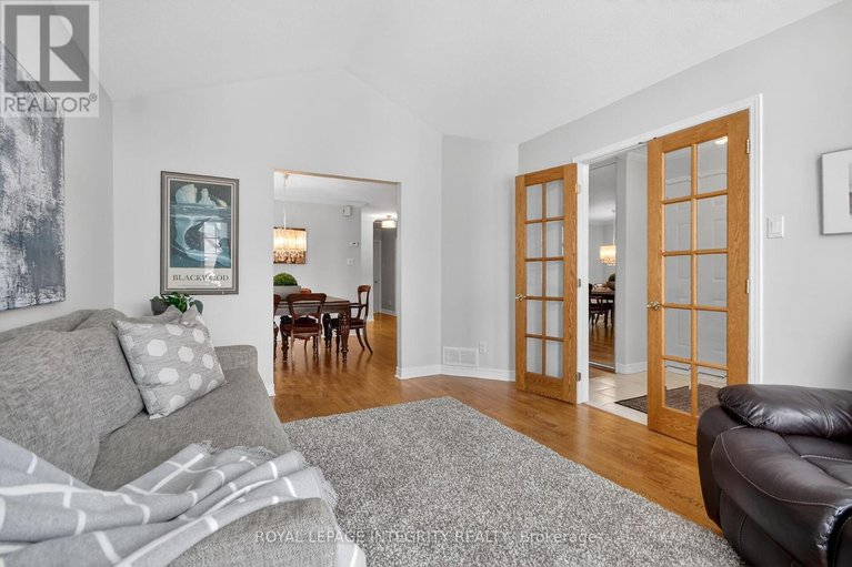 29472041/161-longshire-circle/longfields/ottawa/ontario/K2J4L2_10