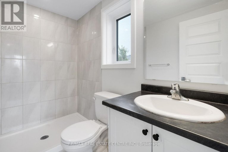 28536719/740-kinstead-pvt-private/stittsville-north/ottawa/ontario/K2S3B3_8
