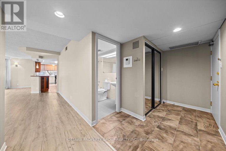 29191218/402-215-somerset-street-w/ottawa-centre/ottawa/ontario/K2P0J1_4