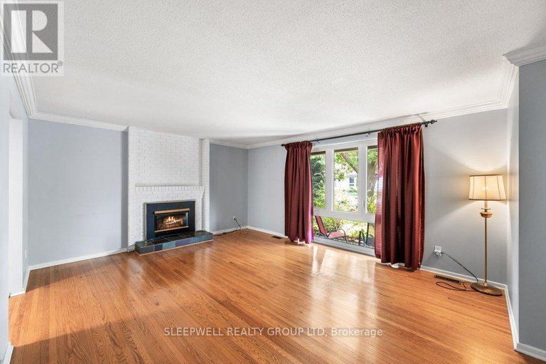 28669425/43-parkglen-drive/meadowlandsst-claire-gardens/ottawa/ontario/K2G3G7_9