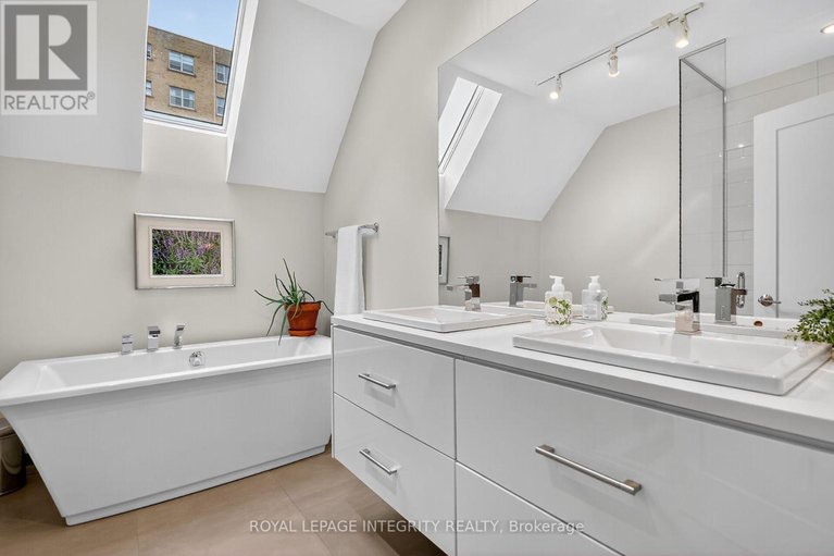 29097696/200-cartier-street/ottawa-centregolden-triangle/ottawa/ontario/K2P1L2_31