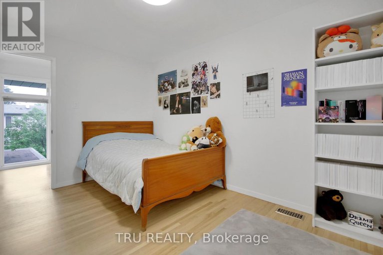 28842095/36-varley-drive/beaverbrook/ottawa/ontario/K2K1G2_34