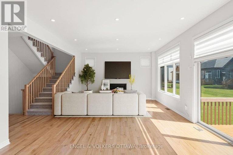 28535709/237-kinderwood-way/north-grenville-twp-kemptville-south/north-grenville/ontario/K0G1J0_4