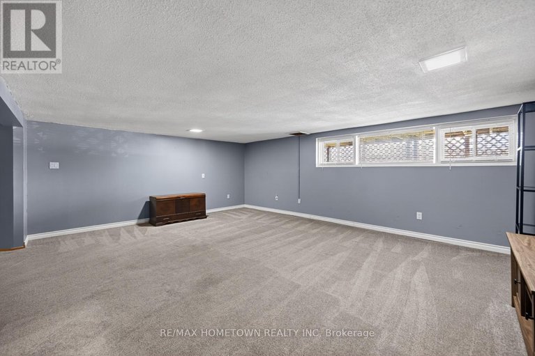 29629918/6-jane-street/augusta-twp/augusta/ontario/K0E1P0_23