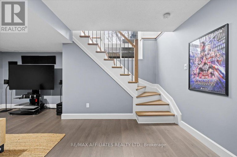 29171226/2065-breezewood-street/springridgeeast-village/ottawa/ontario/K4A4R8_31