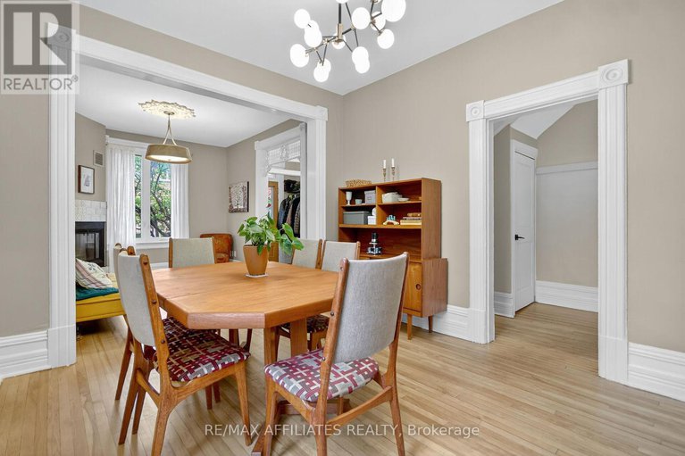 28967487/31-fourth-avenue/glebe/ottawa/ontario/K1S2L1_11