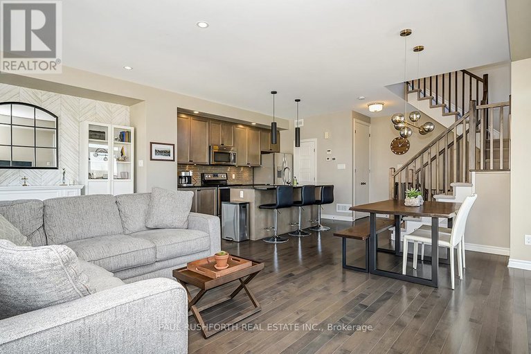 28478893/610-chaperal-private/avalon-west/ottawa/ontario/K4A0Y2_9