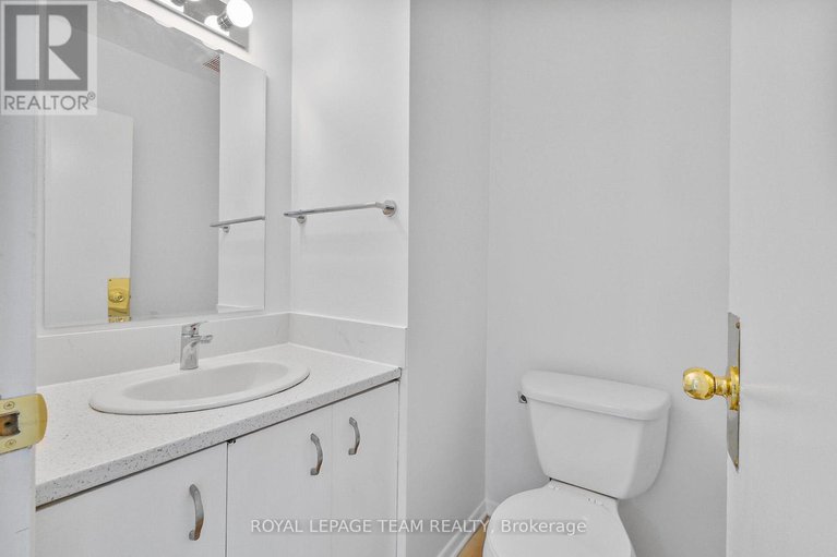 28541057/803-provost-drive/riverside-park-south/ottawa/ontario/K1V6X5_20