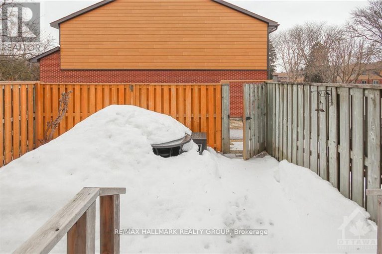 29297521/2088-orient-park-drive/blackburn-hamlet-south/ottawa/ontario/K1B4V9_28