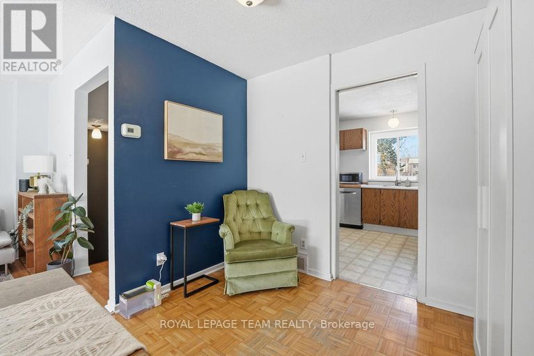 29399726/b-461-moodie-drive/arbeatha-park/ottawa/ontario/K2H8T7_12