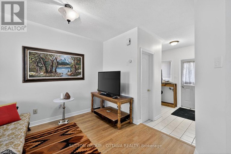 29138836/1473-launay-avenue/fallingbrookpineridge/ottawa/ontario/K4A3R9_9