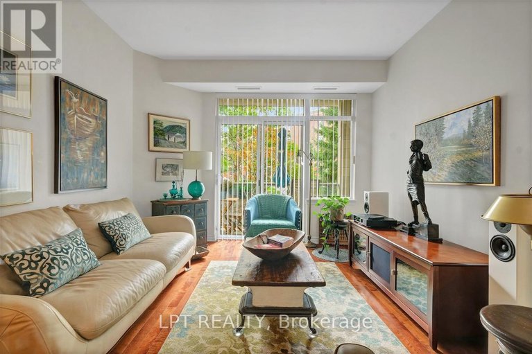 28929558/102-205-bolton-street/lower-townbyward-market/ottawa/ontario/K1N1K7_16
