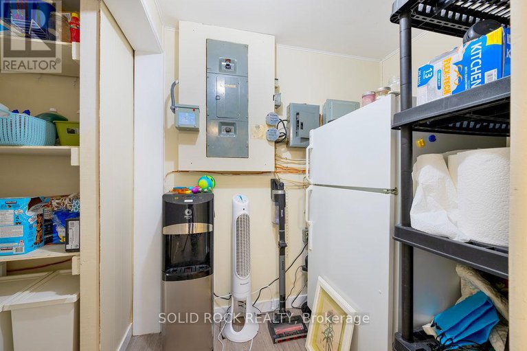 28567074/207-george-street-e/kemptville/north-grenville/ontario/K0G1J0_31