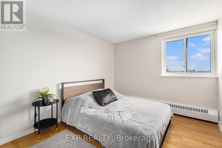 28138584/711-1465-baseline-road/copeland-park/ottawa/ontario/K2C3L9_14