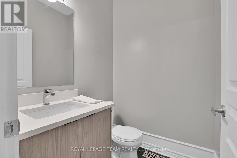 29330580/743-brian-good-avenue/riverside-southgloucester-glen/ottawa/ontario/K4M0E3_5