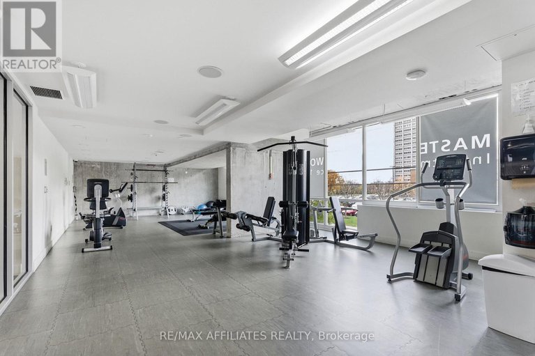 29083833/508-201-parkdale-avenue-w/mechanicsville/ottawa/ontario/K1Y1E8_16