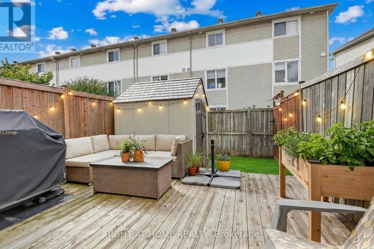 29617505/24-manhattan-crescent/central-park/ottawa/ontario/K2C4B4_24