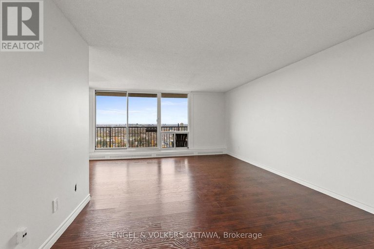 29197369/2001-665-bathgate-drive/carson-meadows/ottawa/ontario/K1K3Y4_4