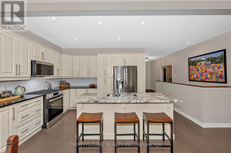 28903888/452-landswood-way/stittsville-south/ottawa/ontario/K2S0A4_8