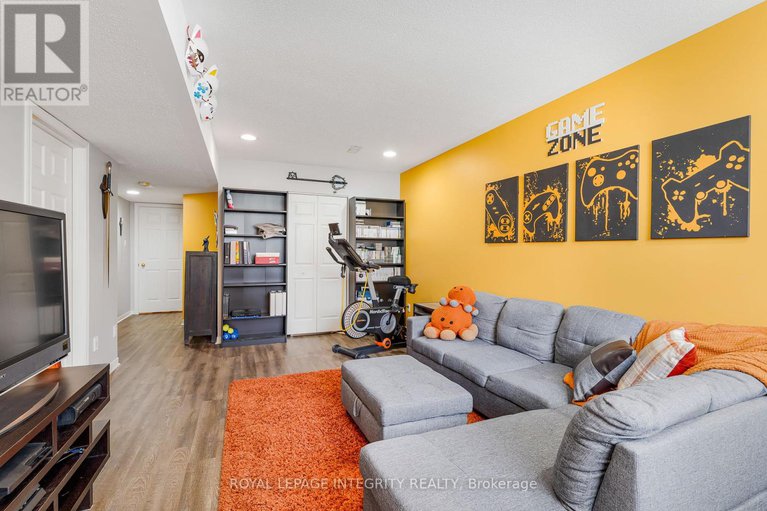 28637323/2263-silverado-crescent/avalon-east/ottawa/ontario/K4A4V1_27