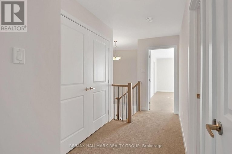 29360425/1922-hawker-private/huntley-ward-south-east/ottawa/ontario/K0A1L0_22