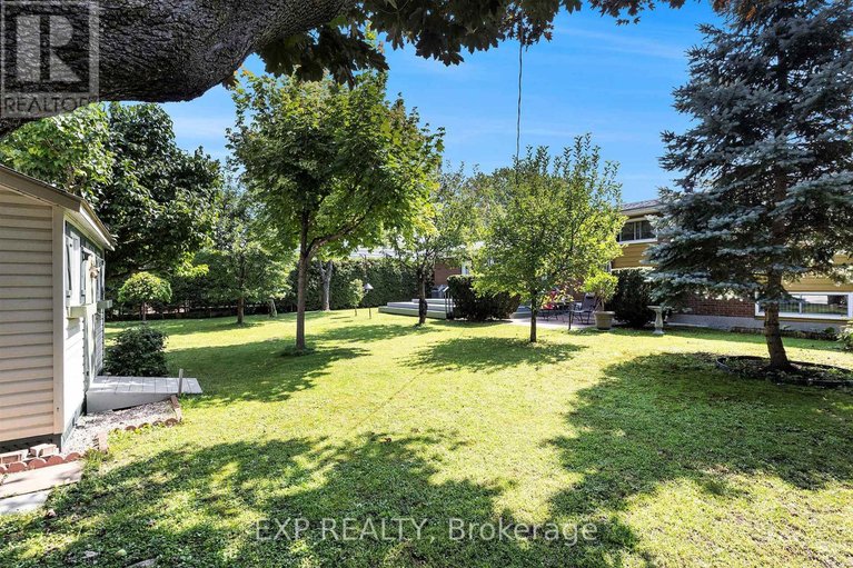 29565523/41-wigan-drive/borden-farmstewart-farmcarleton-heightsparkwood-hills/ottawa/ontario/K2E6K9_33