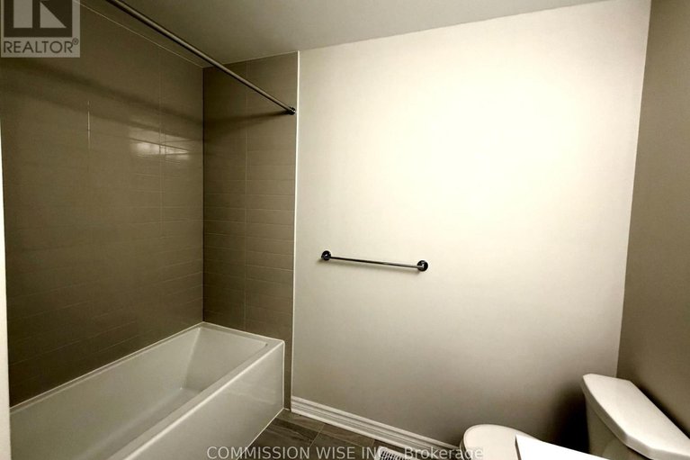 29443844/620-taliesin-crescent/remainder-of-stittsville-area/ottawa/ontario/K2S2W4_14