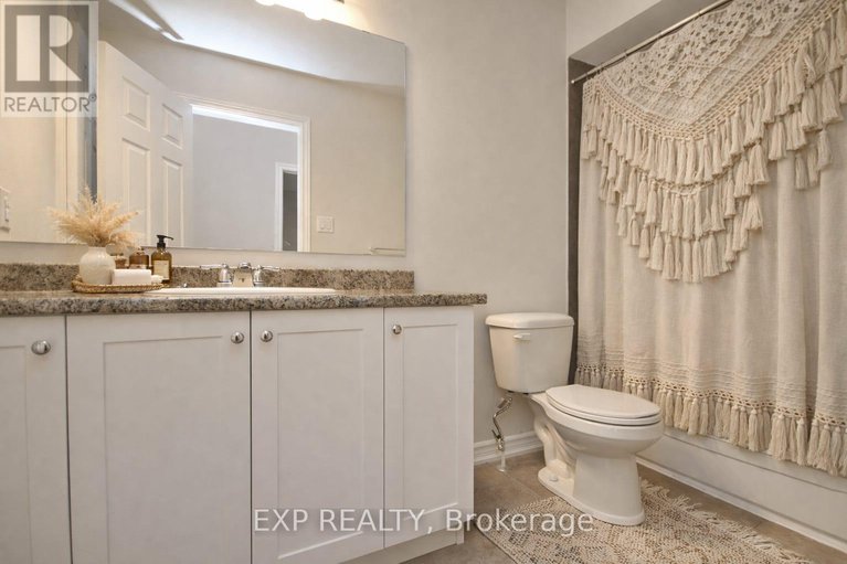 29436230/294-zenith-private/half-moon-bay/ottawa/ontario/K2J6N2_15