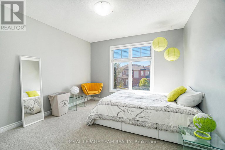 28937544/369-glenbrae-avenue/morgans-grantsouth-march/ottawa/ontario/K2W0C2_16