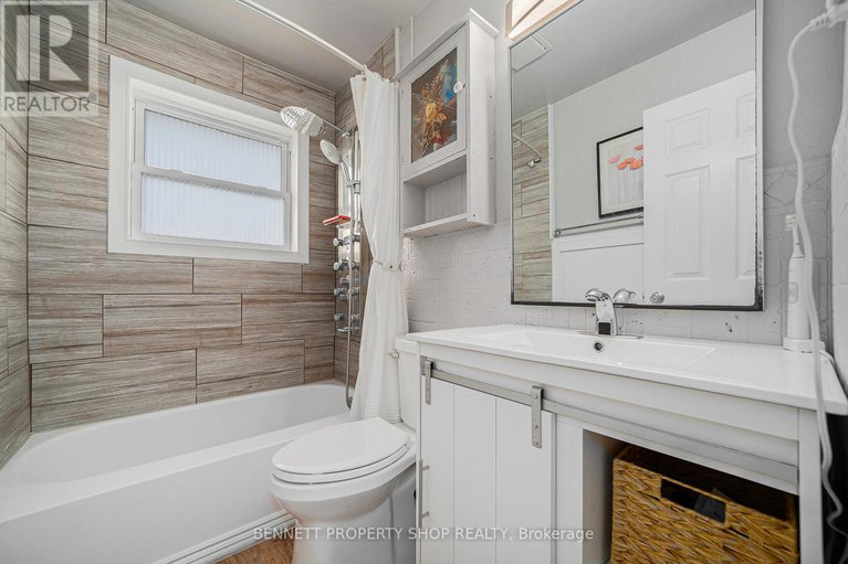 28989820/1109-edward-street/manotick-long-island-nicholls-island/ottawa/ontario/K4M1G8_12