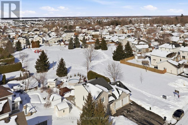 29413615/36-frontenac-boulevard/embrun/russell/ontario/K0A1W0_46