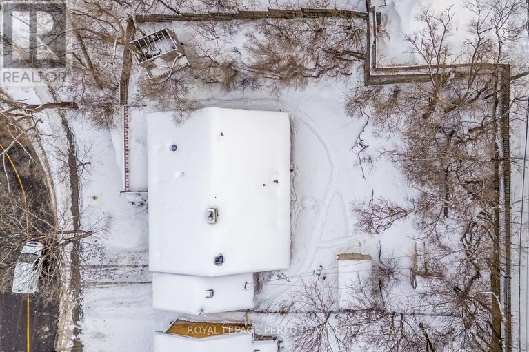 29452601/1430-edgecliffe-avenue/carlington/ottawa/ontario/K1Z8G1_29