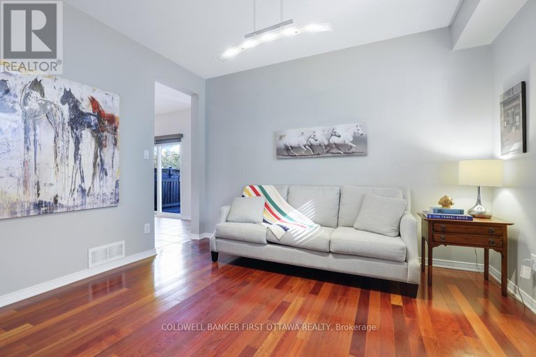 29175342/104-streamside-crescent/morgans-grantsouth-march/ottawa/ontario/K2W0A9_10