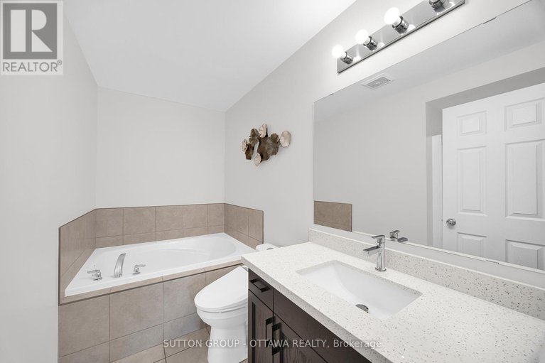 28762119/554-ashbourne-crescent/stonebridge/ottawa/ontario/K2J0P6_24