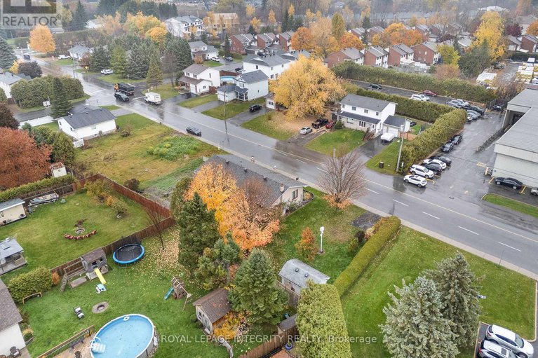 29055164/1172-st-pierre-road/embrun/russell/ontario/K0A1W1_30