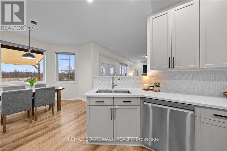 29673250/8044-craig-farm-drive/metcalfe/ottawa/ontario/K0A2P0_9