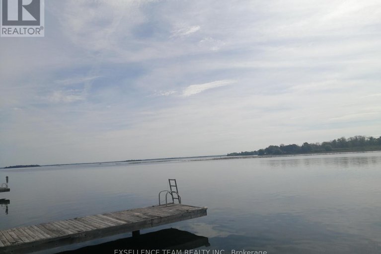 28877485/6803-st-louis-point-road-s/south-glengarry-charlottenburgh-twp/south-glengarry/ontario/K0C2E0_2