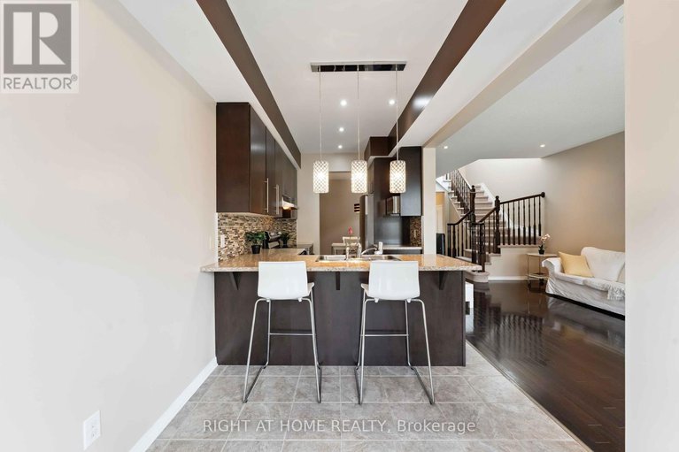 28585607/905-caldermill-private/stonebridge/ottawa/ontario/K2J0Z8_12