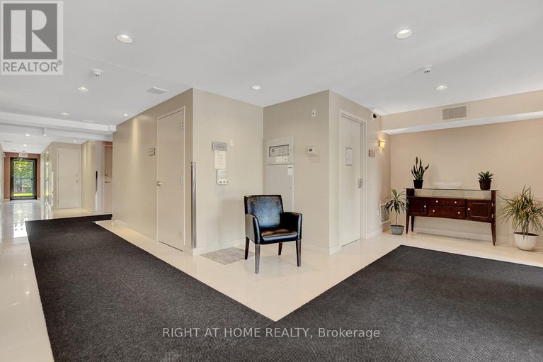 28433463/301-14-norice-street/meadowlandscrestview/ottawa/ontario/K2G2X4_4