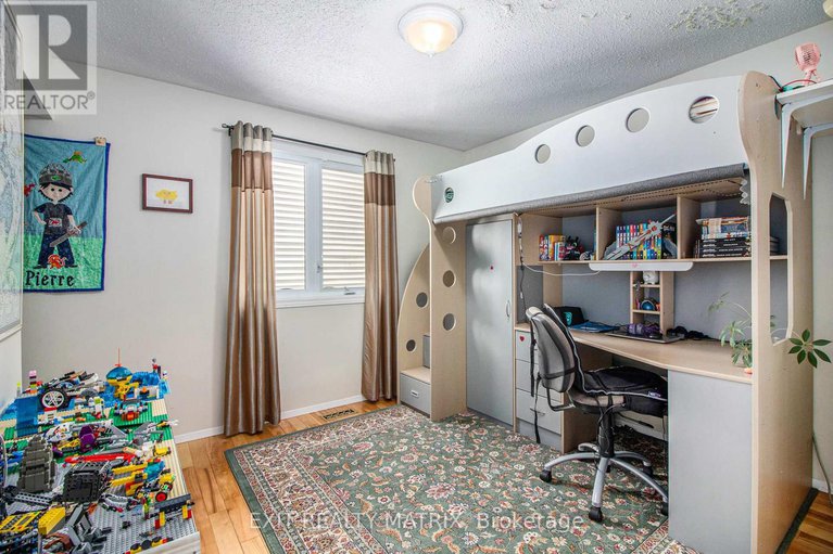 28850458/73-george-street/village-of-russell/russell/ontario/K4R1C2_7