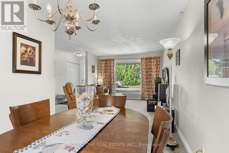 28820512/2-parkside-crescent/meadowlandscrestview/ottawa/ontario/K2G3B5_6