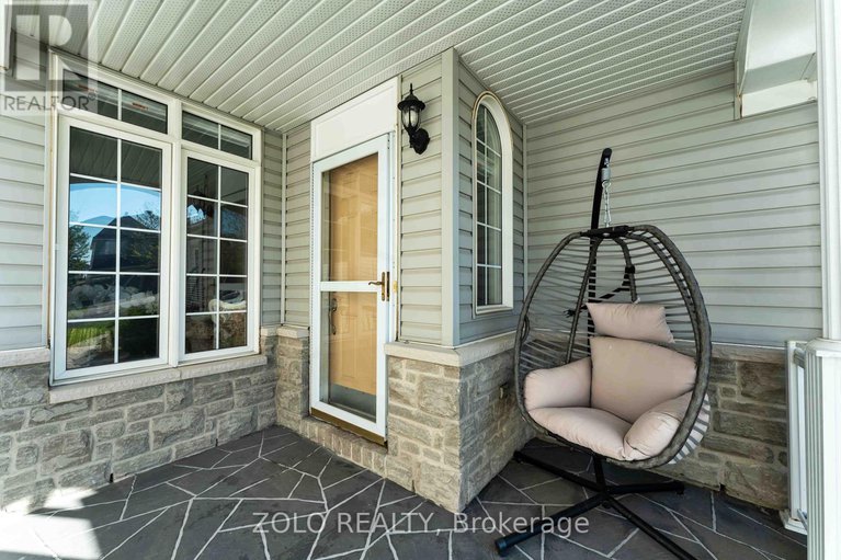 28574226/2421-glandriel-crescent/springridgeeast-village/ottawa/ontario/K4A4T2_2
