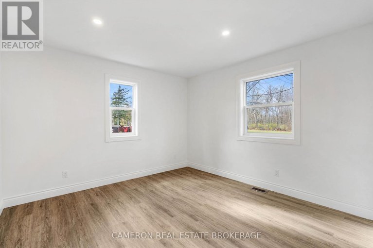 29642193/6271-153rd-avenue/south-glengarry-lancaster-twp/south-glengarry/ontario/K0C1E0_16