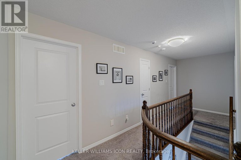 28511828/246-longfields-drive/longfields/ottawa/ontario/K2J5Y7_25