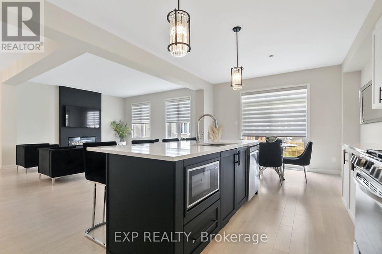 28276346/224-pursuit-terrace/goulbourn-twp-from-franktown-rdsouth-to-rideau/ottawa/ontario/K0A2Z0_24