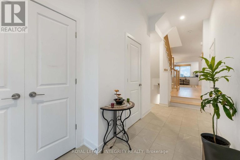 29585551/221-finsbury-avenue/stittsville-south/ottawa/ontario/K2S2X9_5