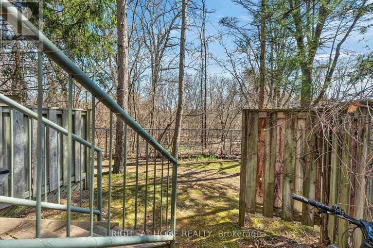 29676442/43-crispin-private/manor-park/ottawa/ontario/K1K2T7_27